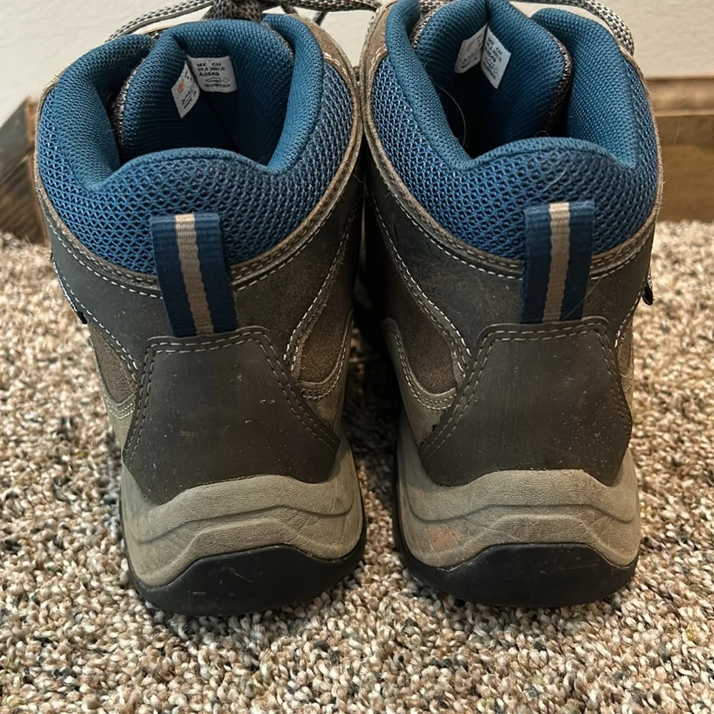 Timberland Mt. Maddsen Mid Waterproof Hiking Boots in blue/gray